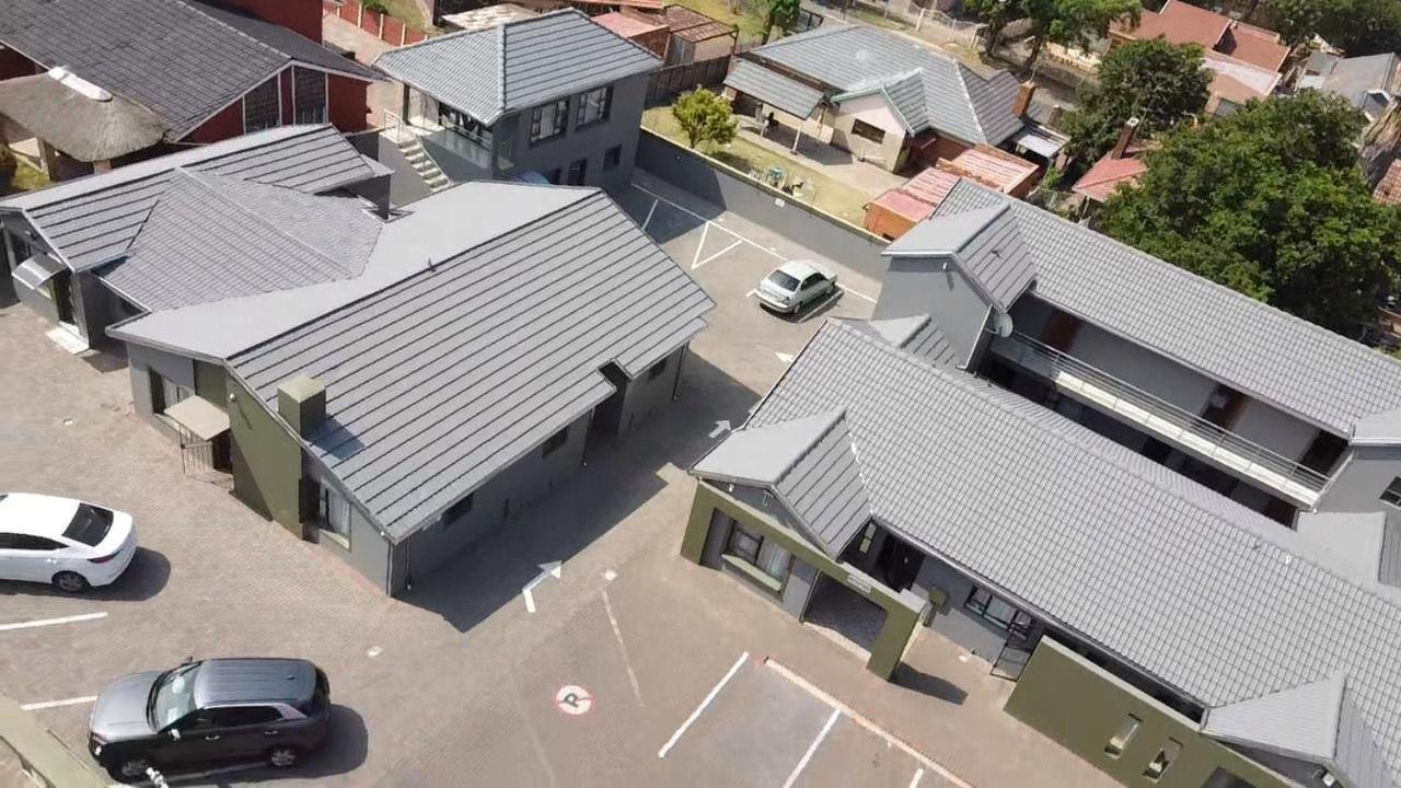 Wise Bird Guest House Roodepoort Exterior photo